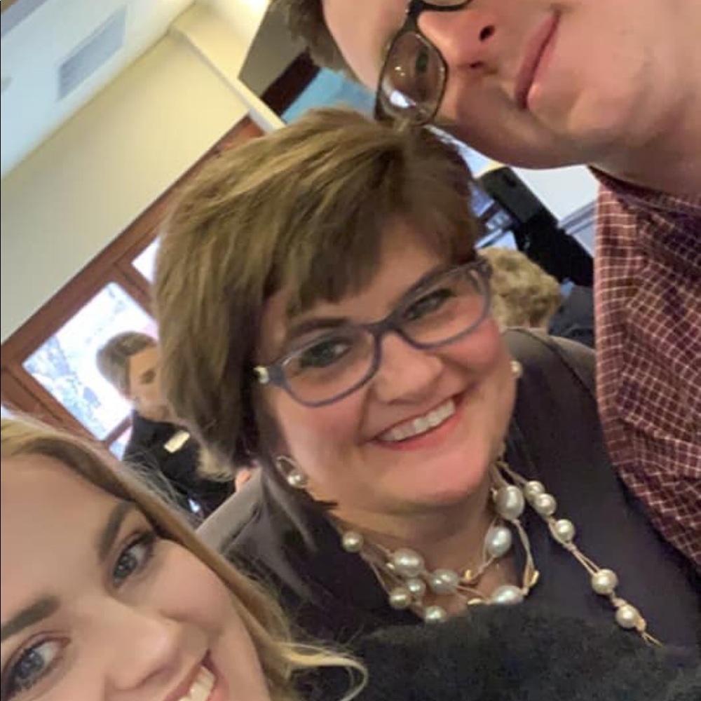 Meet your Posher, Amber